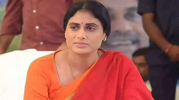 YS Sharmila: పొత్తులపై మాట్లాడేందుకు అన్ని పార్టీల నుంచి కాల్స్ వస్తున్నాయి.. వైఎస్ షర్మిల సంచలన వ్యాఖ్యలు