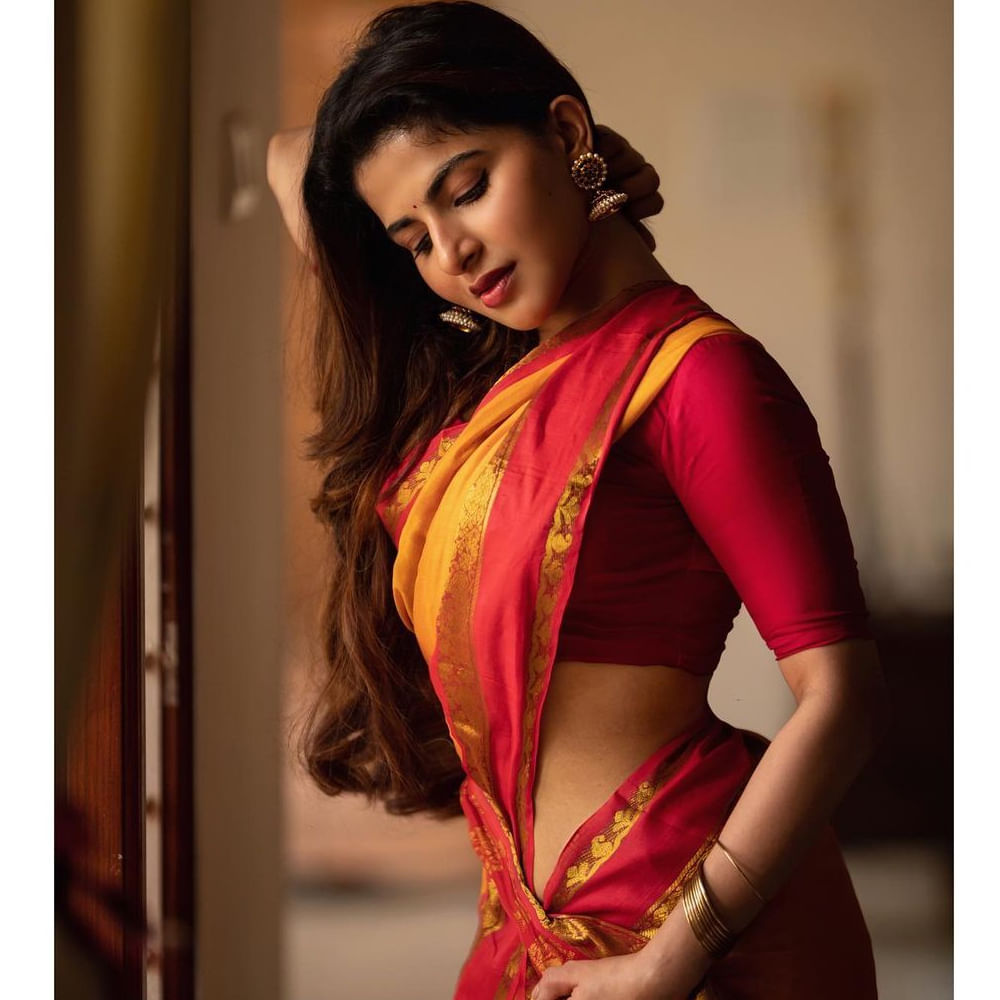 తాజాగా ఈ బ్యూటీ లేటేస్ట్ ఫోటోస్ సోషల్ మీడియాలో వైరలవుతున్నాయి.. 