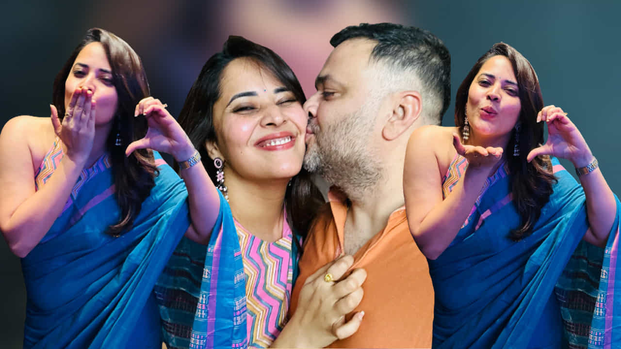 సోషల్ మీడియాలో యాక్టివ్ గా ఉండటం, తన గ్లామర్ తో ఆన్ లైన్ మాధ్యమాలను షేక్ చేయడం యాంకర్ అనసూయకు కొత్తేమీ కాదు. ఈ నేపథ్యంలోనే తాజాగా తన బర్త్ డే లుక్స్ పోస్ట్ చేసి రచ్చ చేసింది ఈ జబర్దస్త్ బ్యూటీ. ఇంకో సంవత్సరం బోల్డర్ అంటూ ట్యాగ్ లైన్ రాసి మరీ ఈ ఫొటోస్ సోషల్ మీడియాలో షేర్ చేసింది అనసూయ. దీంతో ఈ పిక్స్ వైరల్ అవుతున్నాయి.