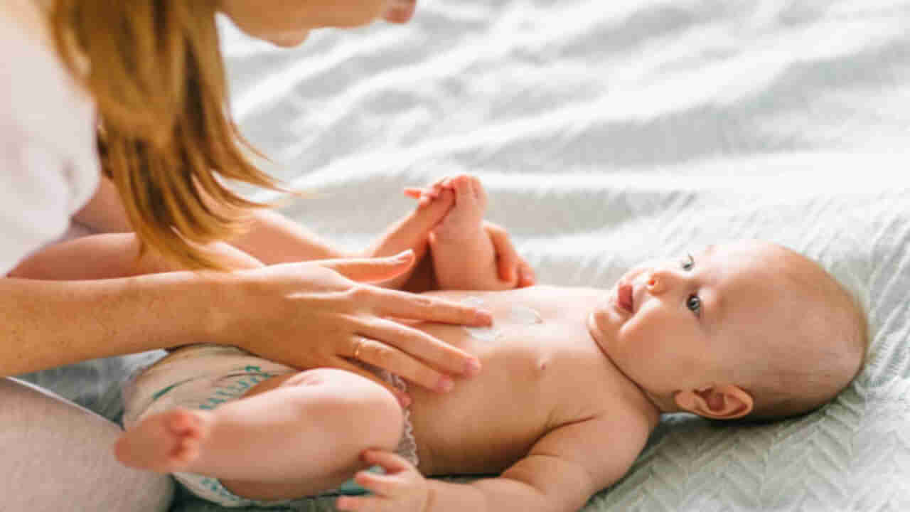 Babies Moisturisers: మీ పిల్లల కోసం హెల్దీ మాయిశ్చరైజర్.. ఇంట్లోనే సులభంగా తయారు చేసుకోవచ్చు..