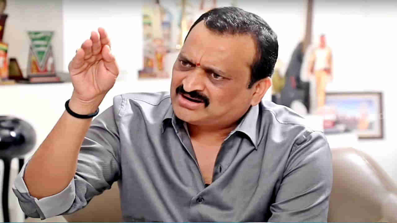 Bandla Ganesh: తండ్రి కొడుకుల్ని, గురుశిష్యుల్ని విడదీస్తాడు.. బండ్లన్న ట్వీట్ ఎవరిని ఉద్దేశించబ్బా..!!