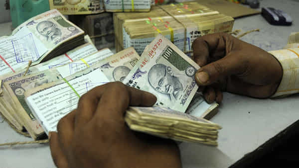 Unclaimed Deposits: బ్యాంకుల్లో క్లెయిమ్ చేయని వేల కోట్లు ఏమవుతాయి..? ఆ డబ్బును ఎలా క్లెయిమ్ చేసుకోవాలి?