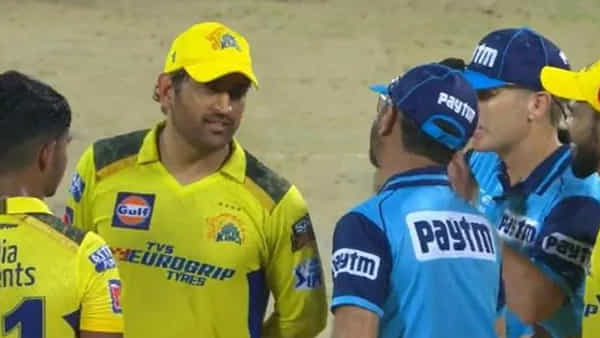 IPL 2023: ఫైనల్కు ముందు చెన్నైకు గట్టి షాక్.. ధోనిపై నిషేధం.!! అసలేం జరిగిందంటే..