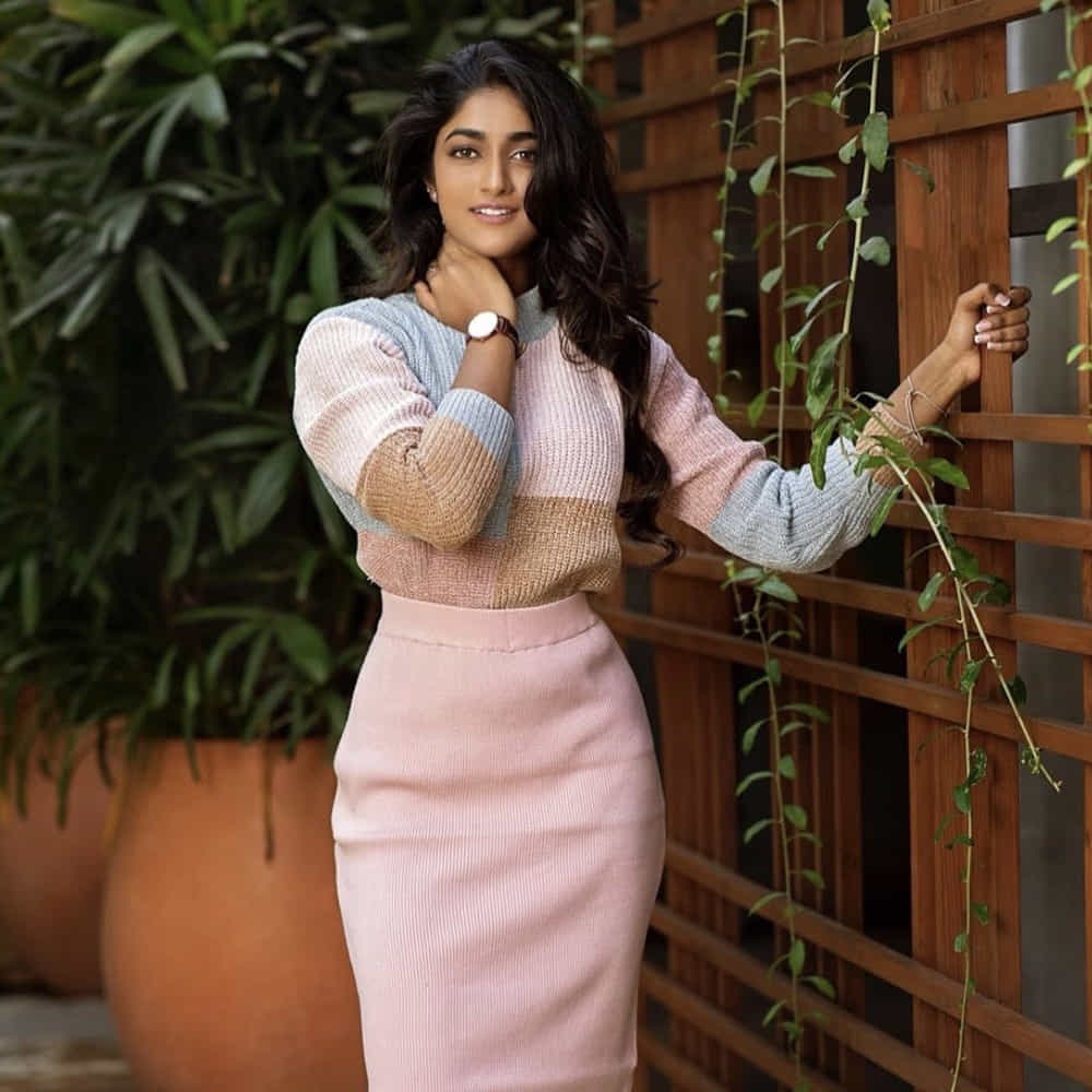 అటు తర్వాత ‘యురేకా’ ,రవితేజ -రమేష్ వర్మ కాంబినేషన్లో తెరకెక్కిన ‘ఖిలాడి’, విశాల్ హీరోగా తెరకెక్కిన ‘సామాన్యుడు’, ధనుష్ – అక్షయ్ కుమార్ కాంబినేషన్లో వచ్చిన ‘అత్రంగి రే’ వంటి క్రేజీ సినిమాల్లో హీరోయిన్ గా నటించింది.