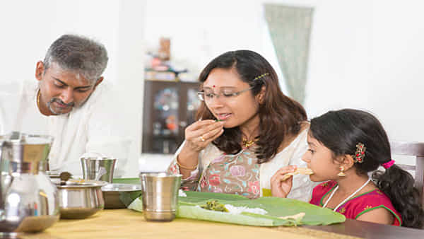 Eating Rules: భోజనం చేసిన తర్వాత ఈ ఒక్క తప్పు చేశారో.. దరిద్రం పట్టిపీడిస్తుంది.. అదేంటంటే.?