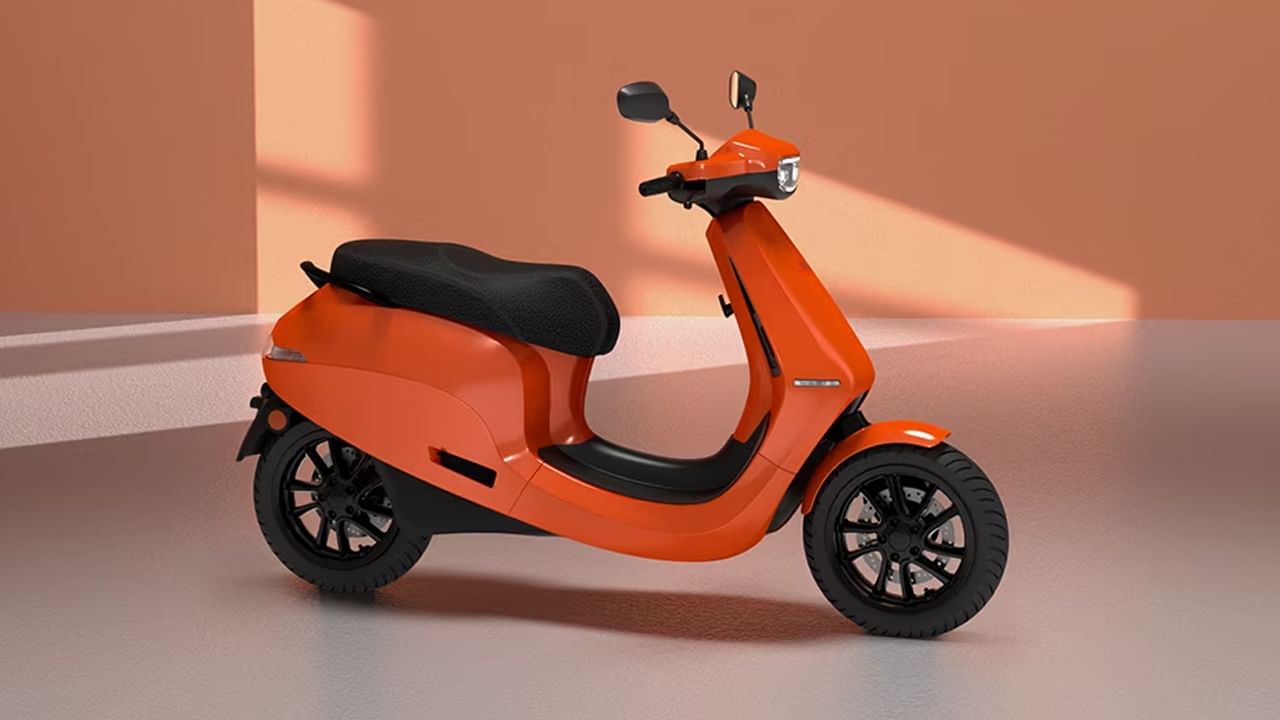 Electric Scooter: ఓలా, అథర్, చేతక్ ఎలక్ట్రిక్ స్కూటర్ల కొనుగోలుపై బిగ్ బొనాంజా ఆఫర్.. రూ.35 వేల వరకు ఆదా చేసుకోండి.. ఏం చేయాలంటే..