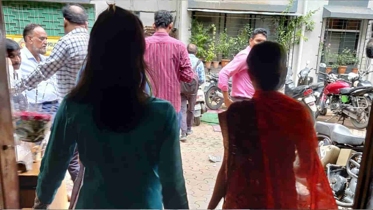 Hyderabad: హైదరాబాద్‌లో స్కూల్‌ టీచర్‌ అదృశ్యం..! ఏం జరిగిందో..?