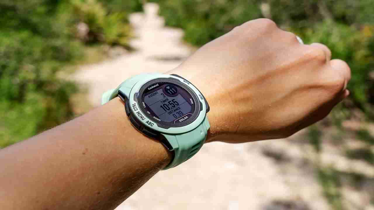 Garmin Smart Watch: సూపర్ సోలార్ స్మార్ట్ వాచ్‌లు రిలీజ్ చేసిన గార్మిన్.. ఫీచర్స్ తెలిస్తే షాకవుతారంతే..!