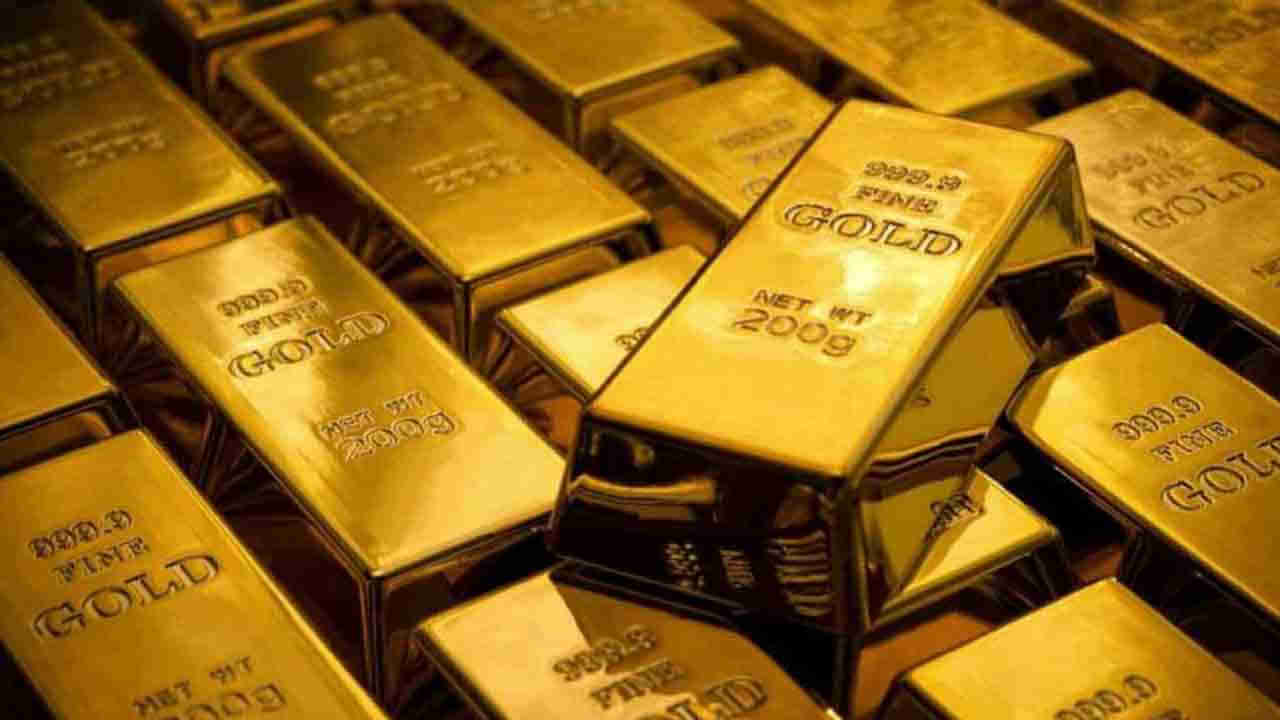 Gold Smuggling: మీ తెలివి తెల్లారా.. బంగారాన్ని ఇలా కూడా స్మగ్లింగ్ చేస్తార్రా