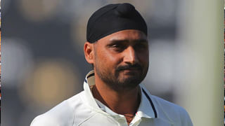 Video: కోహ్లీ పేరుతో నినాదాలు.. సైగలు చేసి ఫ్యాన్స్‌కు షాకిచ్చిన నవీన్-ఉల్-హక్.. వైరల్ వీడియో..