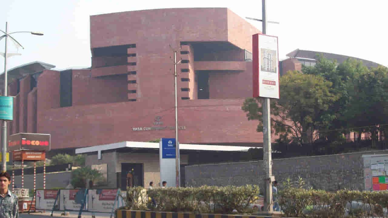 Hyderabad: ఒక్క ఫోన్ కాల్ తో ఆఫీసును హడలెత్తించిన మాజీ ఉద్యోగి.. ఏం చేశాడంటే.