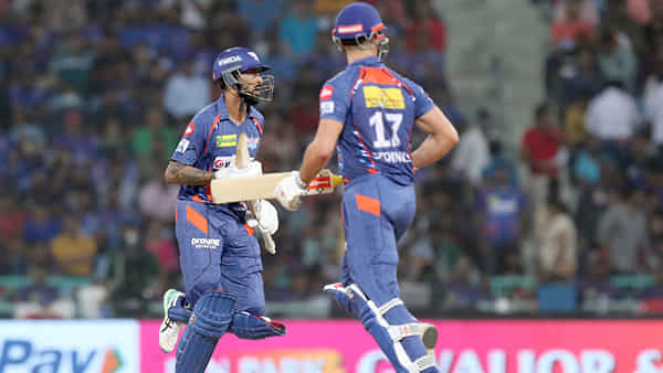 LSG vs MI 1st Innings Highlights: వరుస బౌండరీలతో మార్కస్ స్టోయినిస్ ఊచకోత.. ముంబై టార్గెట్ 178