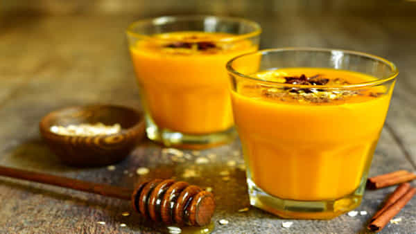 Mango Milkshake Recipe: వేసవి సెలవుల్లో మీ పిల్లల కోసం వెరైటీ వంటకం చేయాలని ఉందా..అయితే మ్యాంగో మిల్క్ షేక్ మీ కోసం...
