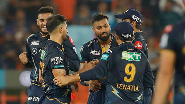 Team India: ఆ ప్రపంచకప్ తర్వాత 8 ఏళ్లు అజ్ఞాతంలోనే.. కట్చేస్తే.. 14 మ్యాచ్ల్లో 27 వికెట్లతో టీమిండియాలోకి రీ ఎంట్రీ?