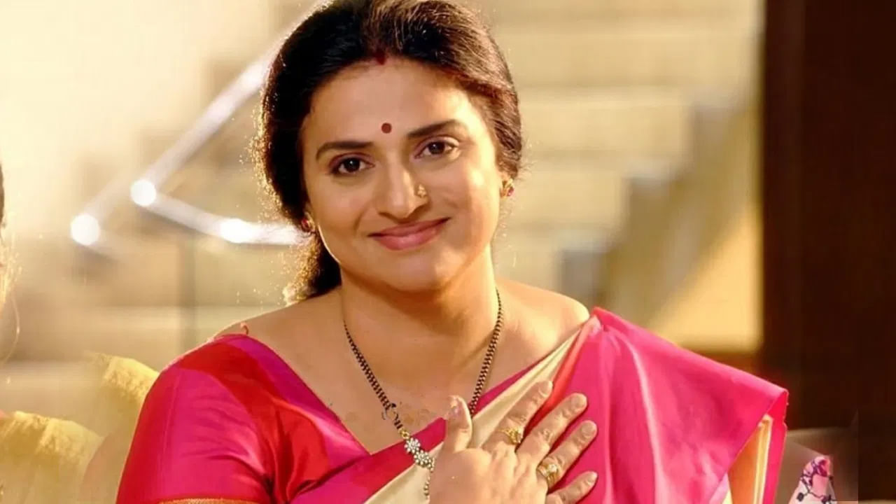 Pavitra Lokesh: ఆ ఇద్దరు హీరోలంటే పవిత్రా లోకేష్కి క్రష్ అట.. ఎవరో తెలుసా.?