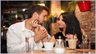 Women Health: పీరియడ్స్ సకాలంలో రావడం లేదా..? కారణాలు తెలుసుకొని వెంటనే అధిగమించండి.. లేకపోతే ఆ ప్రమాదం తప్పదు..!