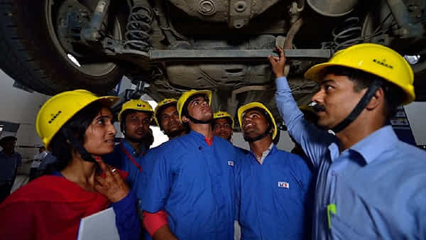 Andhra pradesh: యువతలో నైపుణ్యాభివృద్ధి లక్ష్యంగా కియా నాలెడ్జ్ ఎక్స్లెన్స్ సెంటర్.. రూ. 2 కోట్లతో ఏపీ ప్రభుత్వం.