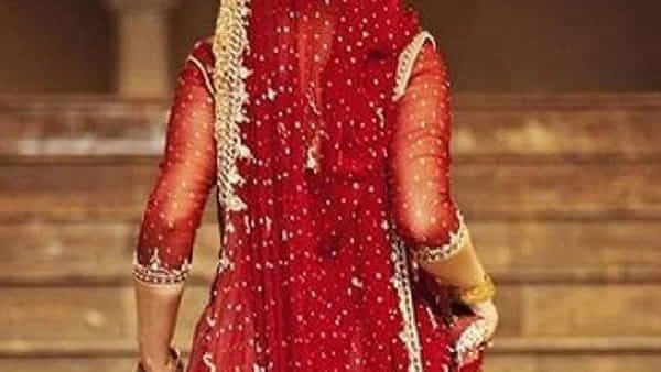 Robbery Bride: డబ్బుల కోసం యువకులకు పెళ్లి పేరుతో ఎర.. ఏడాది తర్వాత పోలీసులకు పట్టుబడిన నిత్య పెళ్లి కూతురు