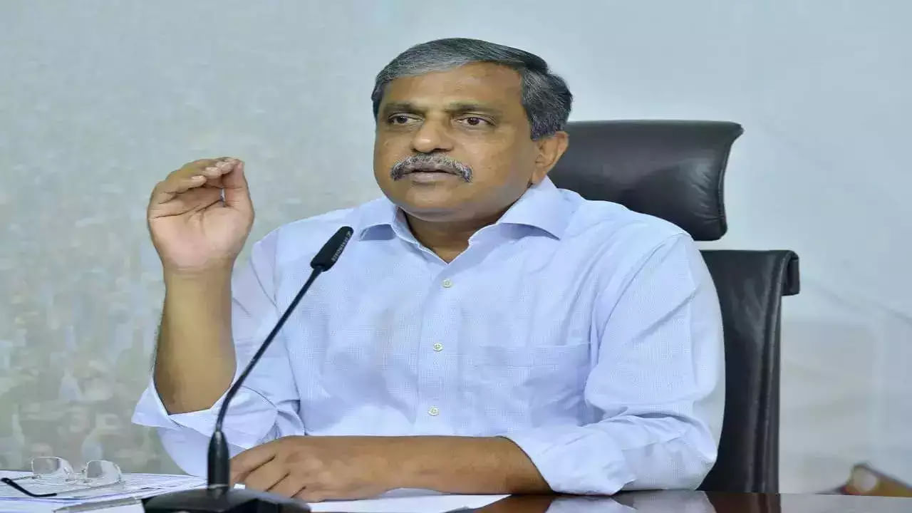 Sajjala Ramakrishna Reddy: తల్లికి బాగోలేకపోతే డ్రామాలంటారా? ఎంపీ అవినాశ్‌ రెడ్డిపై తప్పుడు ప్రచారం: సజ్జల