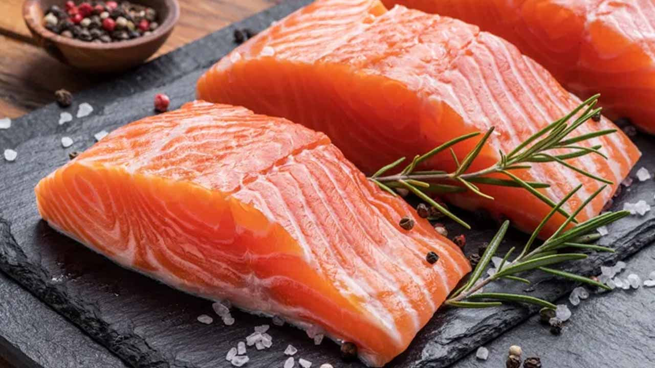 Salmon: Salmon is a high-quality, lean protein and a good source of omega-3 fatty acids.  In addition, it is also rich in vitamin D.  Also, these fish are rich in proteins and vitamin B6.  Salmon is the most beneficial of all fish. 