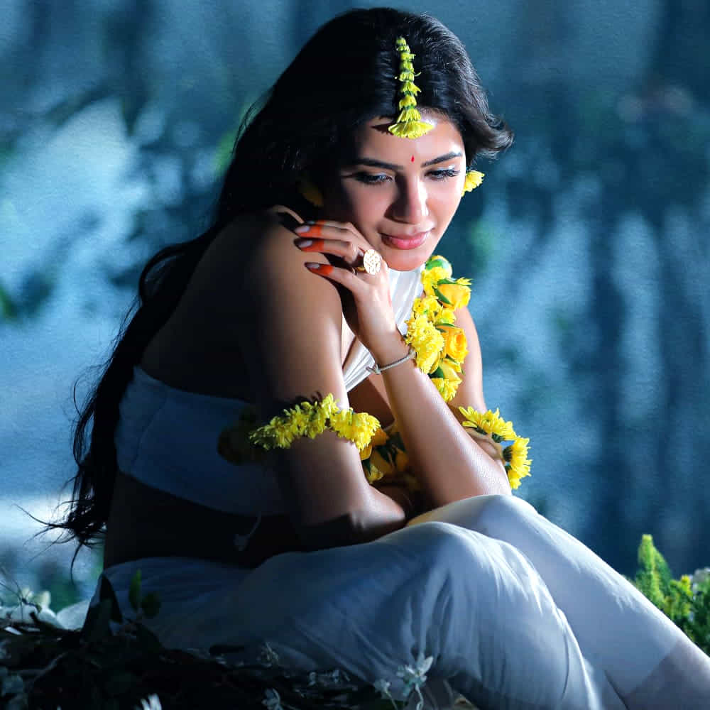 అలాంటి ఈ సినిమా తాజాగా కేన్స్ ఫిల్మ్ ఫెస్టివల్లో అదరగొట్టింది. సమంతతో పాటు.. కీ రోల్ చేసిన క్యారెక్టర్స్ క్యాస్టూమ్స్ విషయంలో జ్యూరీని ఫిదా చేసింది.