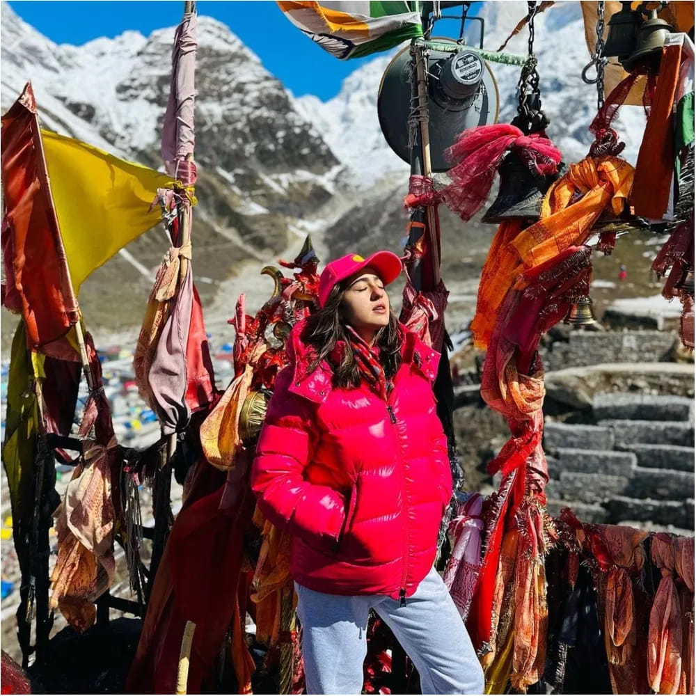 తన జీవితంలో కేదార్‌నాథ్ ఆలయానికి చాలా  ప్రాధాన్యముందని పలు సందర్భాల్లో చెప్పుకొచ్చింది సారా అలీఖాన్‌. ఇక్కడే ఆమె సినిమా కెరీర్‌ ప్రారంభమైంది.