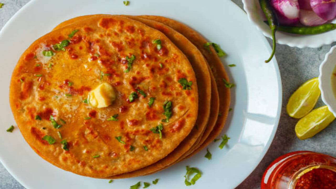 ఇంట్లోనే వెరైటీగా తందూరీ పరాఠా తినాలని ఉందాా..అయితే ఓవెన్ లేకపోయినా ఇలా సులువగా చేసుకోవచ్చు..