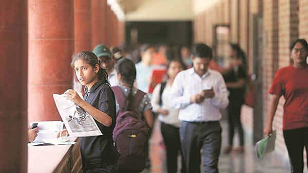 Telangana: నేటితో ముగుస్తున్న వేసవి సెలవులు.. రేపట్నుంచి తరగతులు ప్రారంభం