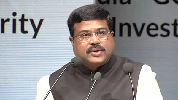 Dharmendra Pradhan: నగదు రూపంలో పెన్షన్లు.. ఒడిశా ప్రభుత్వం నిర్ణయాన్ని తప్పుపట్టిన కేంద్ర మంత్రి ధర్మేంద్ర ప్రధాన్