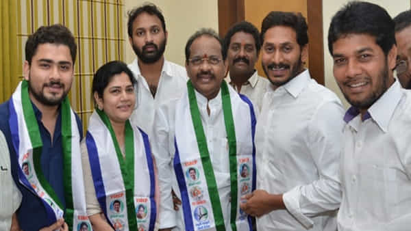 ‘జగన్ మళ్లీ సీఎం కావడం ఖాయం.. చాన్స్ ఇస్తే మరోసారి ప్రజాసేవకు అంకితమవుతా’..! మాజీ మంత్రి ఆసక్తికర వ్యాఖ్యలు..
