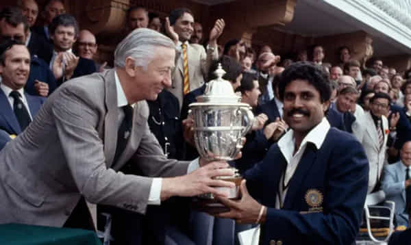 Team India: ప్రత్యర్ధి జట్టులో డేంజరస్ బౌలర్లు.. తుఫాన్ ఇన్నింగ్స్ ఆడే బ్యాటర్లు.. కట్చేస్తే.. తీన్మార్ ఇన్నింగ్స్తో ప్రపంచానికి షాకిచ్చిన భారత్..