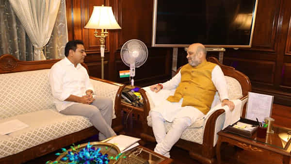 Telangana: లాస్ట్ మినిట్లో అమిత్షాతో భేటీ రద్దు.. కేటీఆర్ ఢిల్లీ టూర్పై పొలిటికల్ గుసగుసలు..