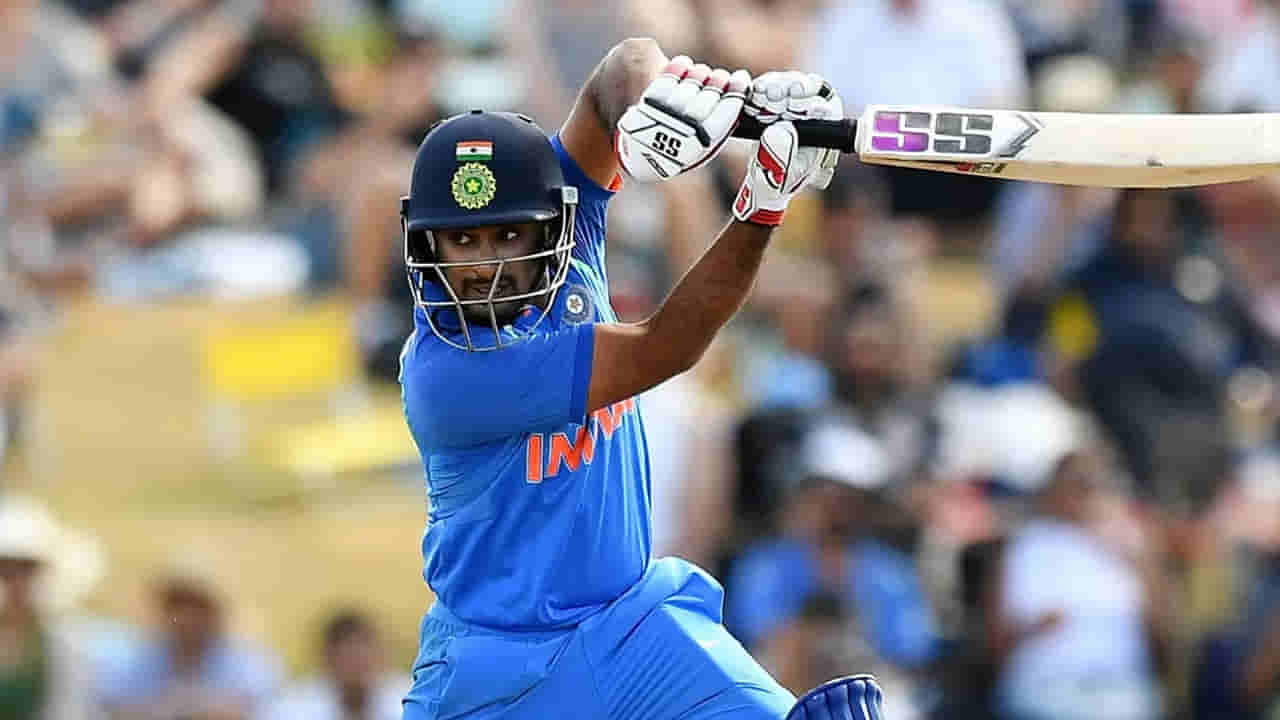 Retirement:  రిటైర్మెంట్ తర్వాత రీ ఎంట్రీ ఇచ్చిన ఆరుగురు.. లిస్టులో ఇద్దరు టీమిండియా ప్లేయర్లు..