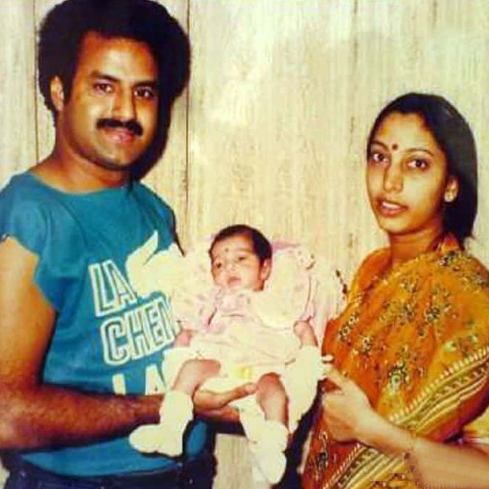  తాతమ్మ కల సినిమాతో హీరోగా తెరంగేట్రం చేసిన బాలయ్య..  ఆ తర్వాత రామ్ రహీమ్, రౌడీ రాముడు కొంటే కృష్ణుడు వంటి చిత్రాల్లో నటించారు. అయితే మంగమ్మగారి మనవడు సినిమా బాలకృష్ణకు బ్రేక్ ఇచ్చిందనే చెప్పాలి. 