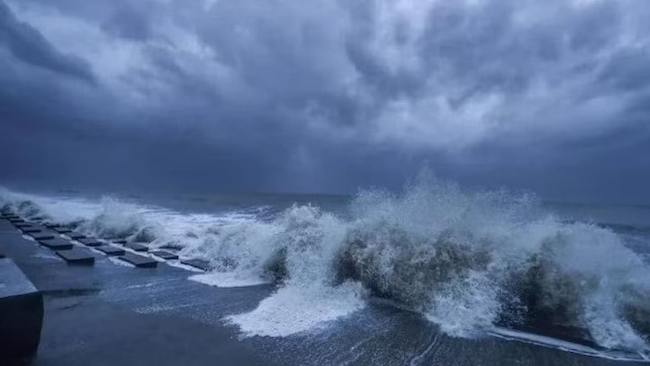 Cyclone Biparjoy: తీవ్రరూపం దాల్చనున్న బిపోర్‌జాయ్ తుపాను.. ప్రధాని మోదీ ఉన్నతస్థాయి సమీక్ష