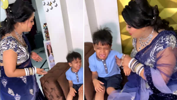 Watch Video: తండ్రికి తగ్గ తనయుడు..! తల్లి వేసుకున్న మేకప్ని చూసి ఏం చేశాడో చూడండి.. వీడియో చూస్తే నవ్వాగదుగా..