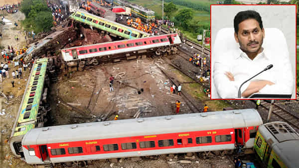 Andhra Pradesh: ఒడిశా రైలు ప్రమాదంపై సీఎం జగన్ సమీక్ష.. మరణించిన ఏపీ వాసులకు రూ. 10 లక్షల పరిహారం