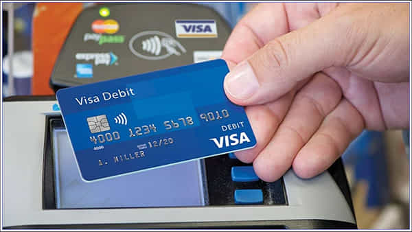 Debit Card: డెబిట్ కార్డ్ మీద ఉండే ఆ16 అంకెల సంఖ్యలో చాలా ఉంది.. ఆ ప్రత్యేక ఏంటో తెలుసా..