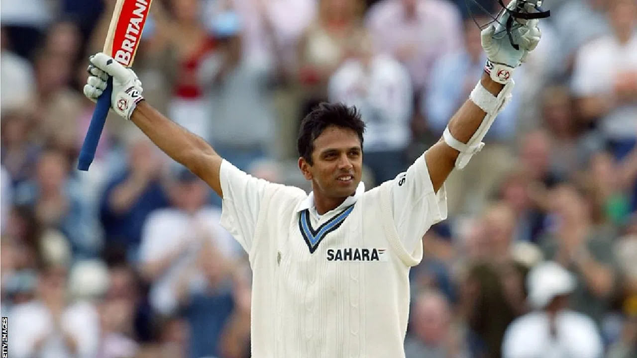 4. Rahul Dravid: Team India Wall Rahul Dravid scored 5 double centuries in 284 Test innings.