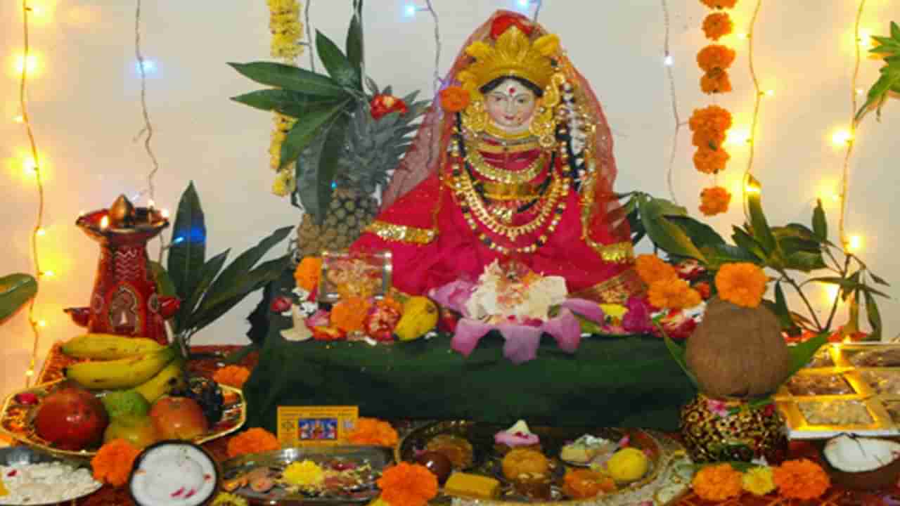 Laxmi Puja Tips: శుక్రవారం పొరపాటున కూడా ఈ పనులు చేయకండి.. లక్ష్మీదేవికి ఆగ్రహం వస్తుంది..