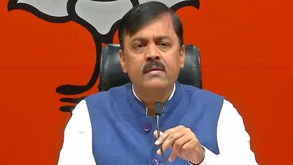 Andhra pradesh: ఏపీలో శాంతిభద్రతలు ప్రమాదకర స్థాయిలో ఉన్నాయి.. జీవీఎల్ సంచలన కామెంట్స్.
