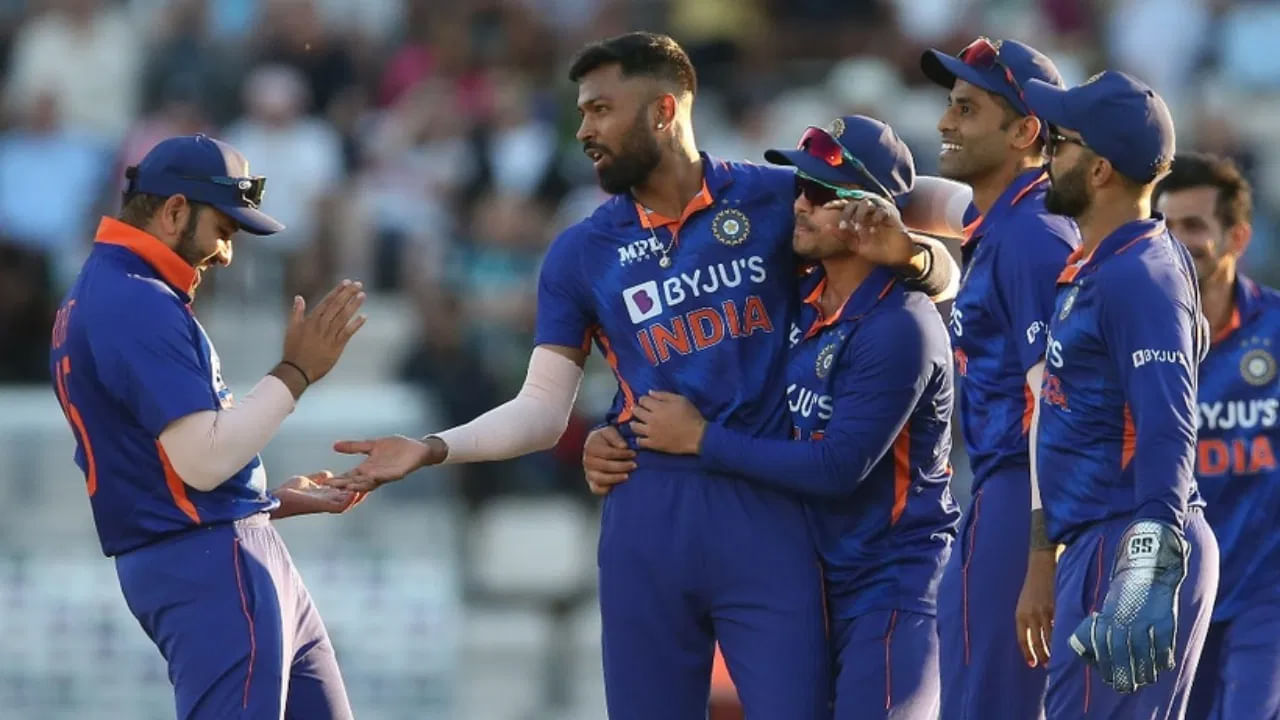 Now the selectors of Team India are preparing to leave the senior players from the T20 team. There is a possibility of replacing the seniors with young talents like Yashaswi Jaiswal and Rinku Singh in the T20 team.  The 5-match T20 series will be held on August 3, 6, 8, 12 and 13.  The last two matches will be played in Florida.