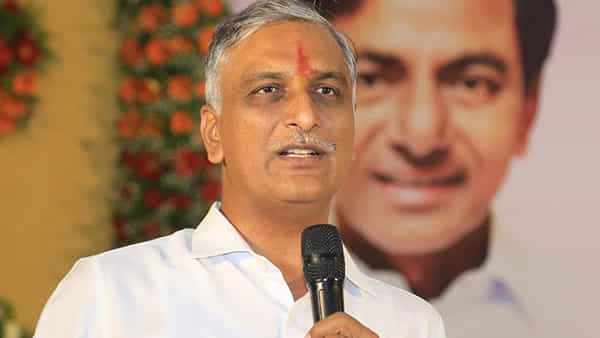 Harish Rao: ఇద్దరు నేతల వల్ల ఏపీ బొక్క బోర్లా పడింది.. హరీష్రావు సంచలన వ్యాఖ్యలు..