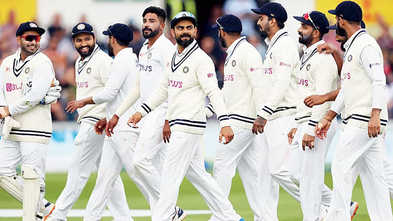 Yashasvi Jaiswal and Sarfaraz Khan Stats: టీమిండియా వచ్చే నెలలో వెస్టిండీస్ టూర్కు వెళ్లాల్సి ఉంది. ఈ పర్యటనలో భారత జట్టు రెండు టెస్టులతో సహా మూడు వన్డేలు, 5 టీ20ల సిరీస్ ఆడాల్సి ఉంది. కాగా, రెండు టెస్టుల సిరీస్లో సీనియర్ ప్లేయర్లకు రెస్ట్ ఇవ్వవచ్చని అంటున్నారు. ఇటువంటి పరిస్థితిలో కొంతమంది యువ ఆటగాళ్లకు అవకాశం లభిస్తుందని అంతా భావిస్తున్నారు.