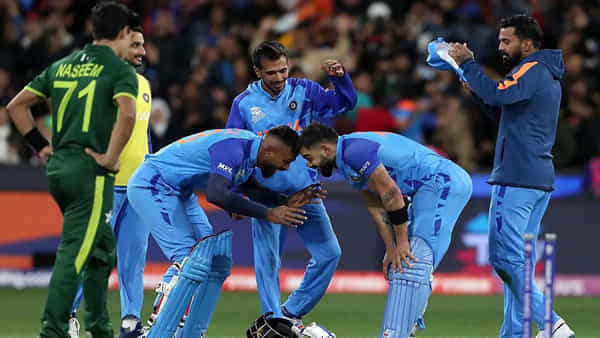 IND VS PAK: ఈ ఒక్క మ్యాచ్ ఆదాయంతో ఏకంగా టోర్నమెంట్నే నిర్వహించవచ్చు.. ఆటగాళ్లకు ఎక్కువ డబ్బులు ఇవ్వాల్సిందే