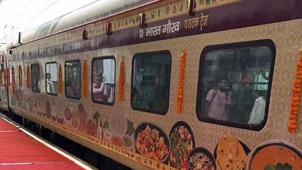 IRCTC Tour Package: కేవలం రూ.16వేలకే.. ఉజ్జయిని మొదలు ఉత్తరాఖండ్ వరకు.. ఎన్ని పుణ్యక్షేత్రాలు చుట్టి రావచ్చో !!