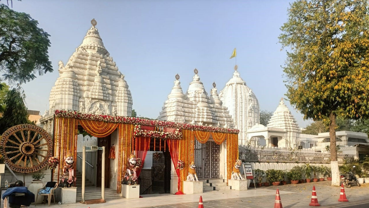 Jagannath Mandir New Delhi: దేశ రాజధాని ఢిల్లీలోని హోజ్ ఖాస్‌లోనూ జగన్నాథుని ఆలయం ఉంది. ఈ ఆలయానికి కూడా దేశంలోని పలుప్రాంతాల నుంచి హిందువులు వస్తుంటారు. 