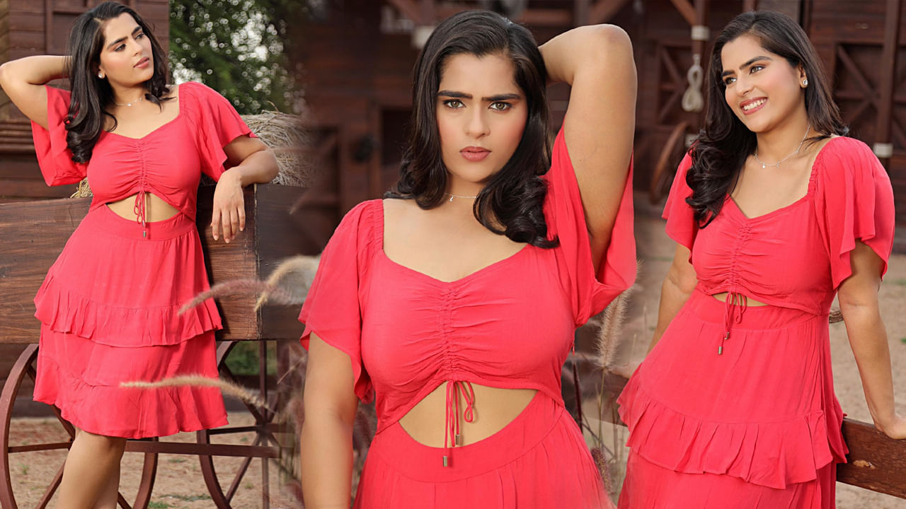 చైల్డ్‌ ఆర్టిస్ట్‌గా సినిమాల్లోకి వచ్చింది హీరోయిన్‌ కావ్య కల్యాణ్‌. గంగోత్రి, ఠాగూర్‌, బన్నీ వంటి హిట్టు సినిమాల్లో చైల్డ్‌ ఆర్టిస్ట్‌గా చేసింది కావ్య నటించారు. ‘ఉస్తాద్‌’ సినిమాతో హీరోయిన్‌గా మారి మసూద, బలగం వంటి బ్లాక్‌ బాస్టర్‌ సినిమాల్లో మెయిన్  రోల్స్‌ చేశారు. కాగా బలగం సినిమాతో కావ్యకు మంచి గుర్తింపు సంపాదించుకుంది ఈ ముద్దుగుమ్. 