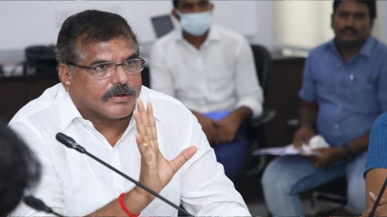 Andhra Pradesh: 'టెన్త్, ఇంటర్‌ ఫెయిలైన విద్యార్ధులూ తరగతులకు హాజరుకావచ్చు'.. విద్యాశాఖ మంత్రి బొత్స