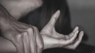 Hyderabad: ప్రయాణికులకు హైదరాబాద్‌ మెట్రో షాక్‌.. ఇకపై ఆ సేవలు ఉచితం కాదు.